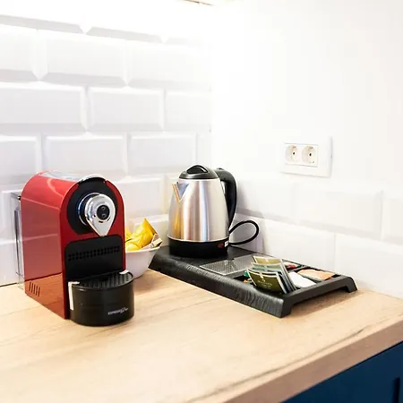 Luxury / Karlo Parzik *